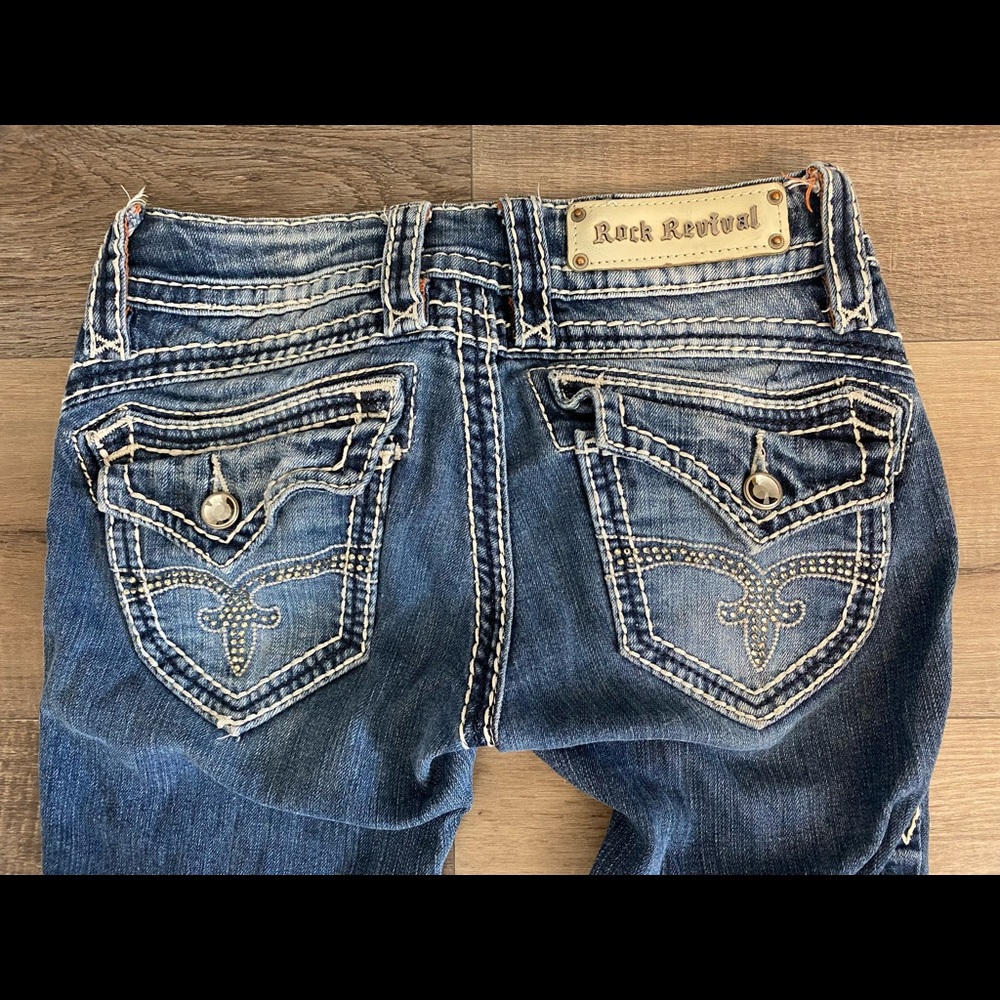 Rock Revival, Size 26